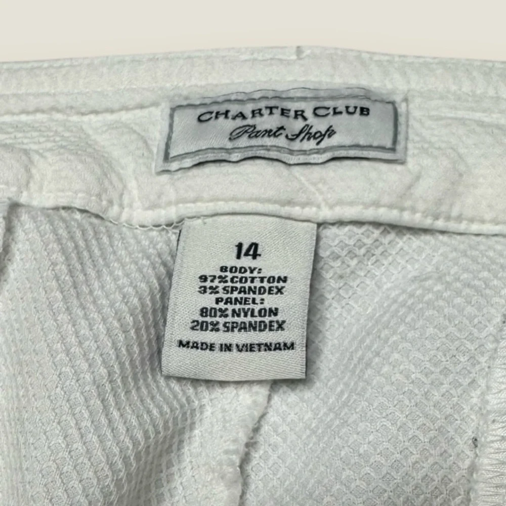 Charter Club White Cropped Scalloped hem‎ Pants Size 14